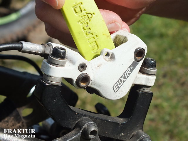 Scheibenbremsbeläge am Fahrrad selbst wechseln ›