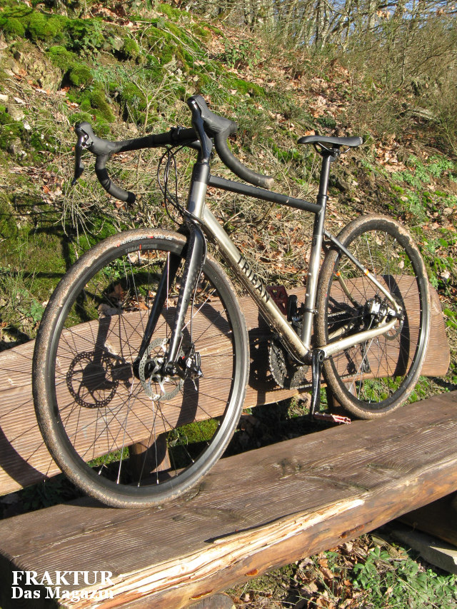 Triban RC 520 Gravel Das erste Gravel Bike von Decathlon im Test